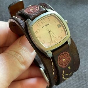 Watch - Fossil Quartz - Beautiful Leather Strap - Analog